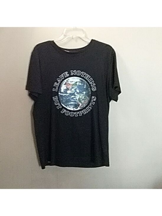 embrace Tops - Embrace Graphic tshirt size medium